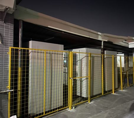 Technologia akumulatorów litowo-jonowych AC400V z HVAC Tak i interfejs komunikacji Ethernet