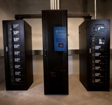 Bateria LFP IP55 do systemu zasilania telekomunikacyjnego Rectiverter w szafie