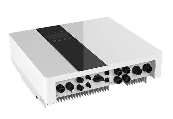 Ip65 5kw Hybrydowy inwerter słoneczny Układ słoneczny Mppt Jednofazowy Ameryka Północna